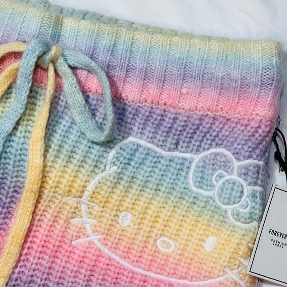 Hello Kitty x Forever 21 Knit Sweater Shorts Plus Size 0X (12/14) Multicolor New - Picture 8 of 11